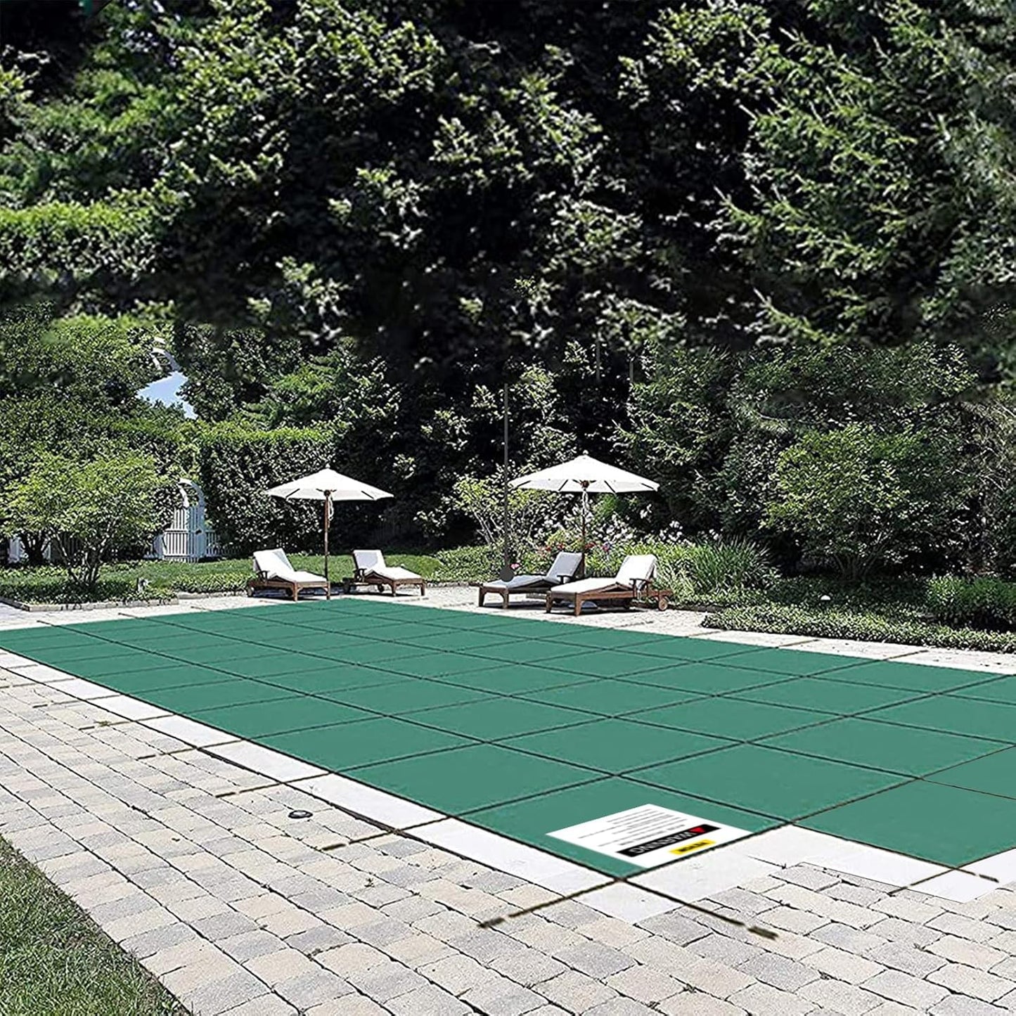 VEVOR Pool Safety Cover, Fits 16x32ft Rectangular Inground Winter Swimming Pools, with 4x8ft Center End Step, Triple Stitched, High Strength Mesh PP, Great Rain Permeability, Installation Hardware